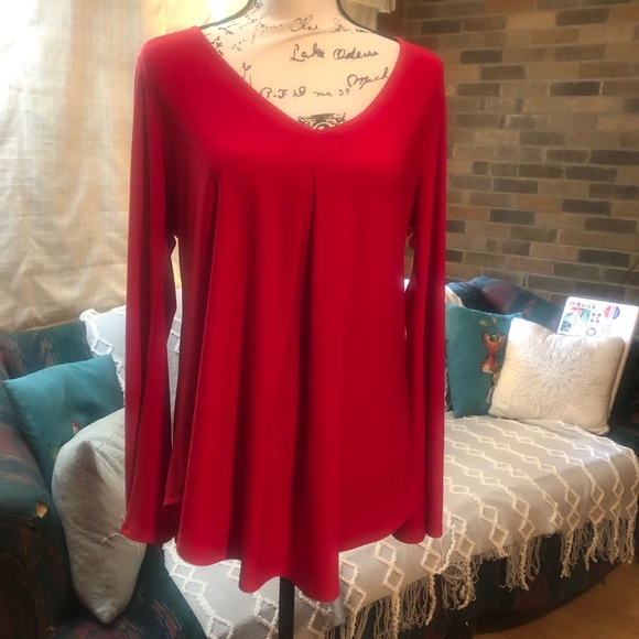 ❤️BELL SLEEVE TUNIC TOP… FITS M-XL - Picture 1 of 10